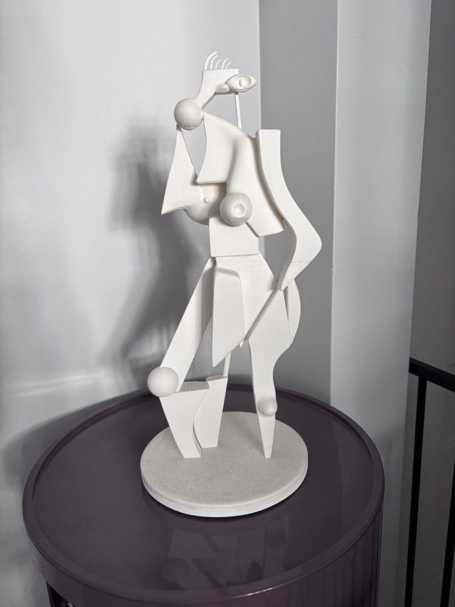 The Host – Woman, 3D-Printed Sculpture, 30 cm, 2023