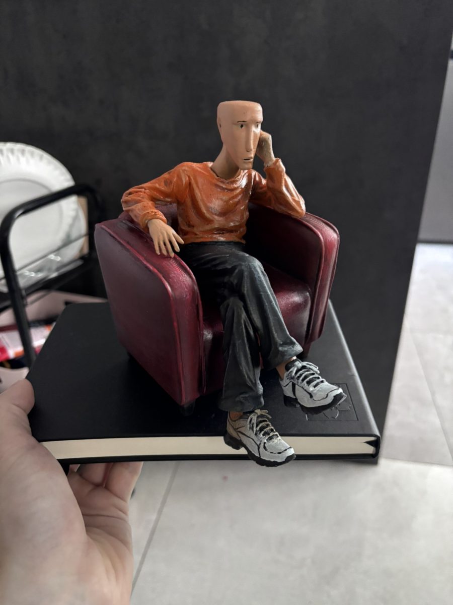Sculpture 3d The Host
